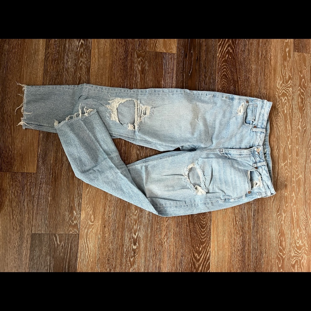 American eagle mom jeans